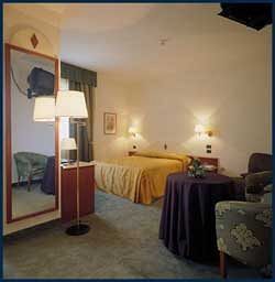 Hotel Le Ville Lammari Ngoại thất bức ảnh